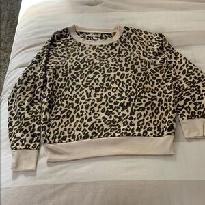 Amuse Society Leopard Print Crew Neck Sweatshirt